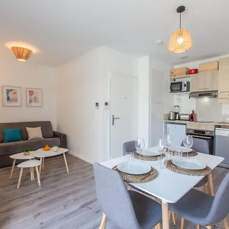 아파트 Cap Ocean-9 By Interhome *