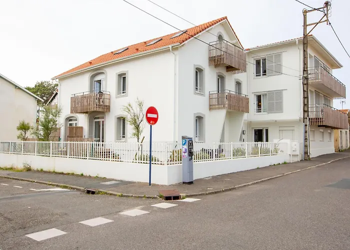 Cap Ocean-9 By Interhome *